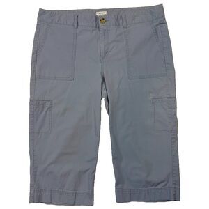 Dockers Women's Mid-Rise Curvy Cargo Capri Pants, Light Blue, 16